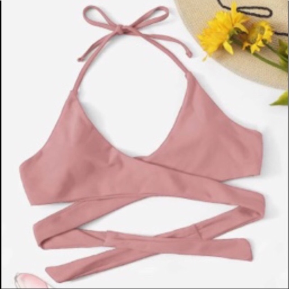 NWT Cute Bikini Top